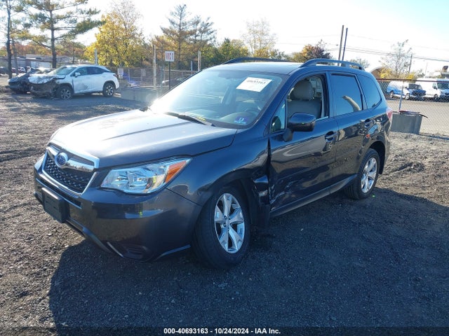 Subaru Forester 2.5i Premium 2015 JF2SJADC4FH578551 Image 2