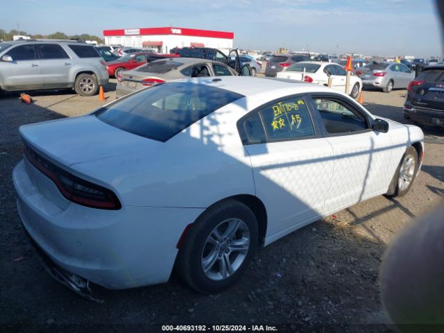 2C3CDXBG0NH201618 Dodge Charger Sxt Rwd