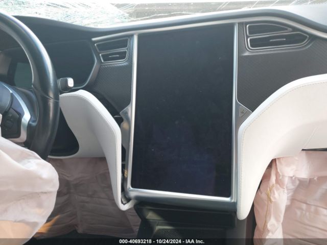 5YJXCAE20JF090985 Tesla Model X 100d/75d/p100d