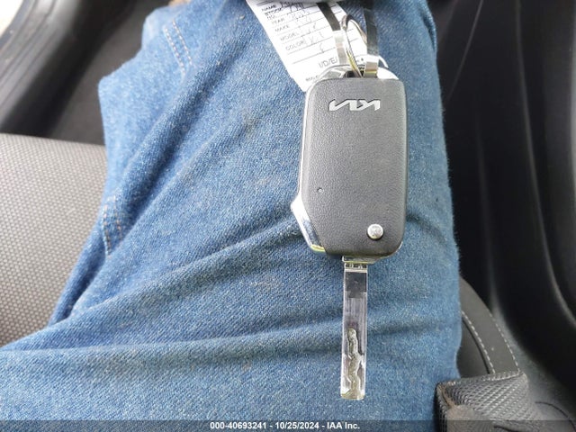 KIA FORTE LX 2023 3KPF24AD3PE685402 Image 11