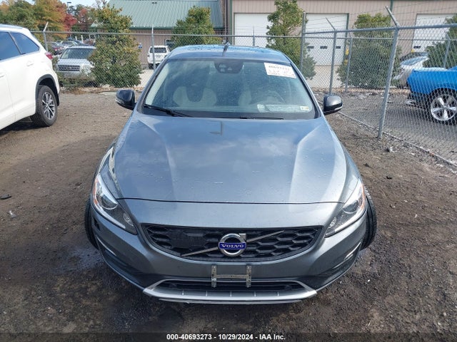 YV4612UM0G2002102 Volvo S60 Cross Country T5 Platinum