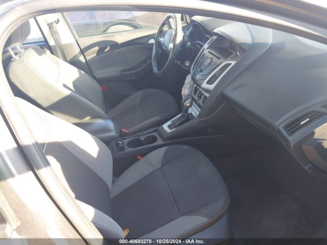 1FADP3F23EL344229 Ford FOCUS SE