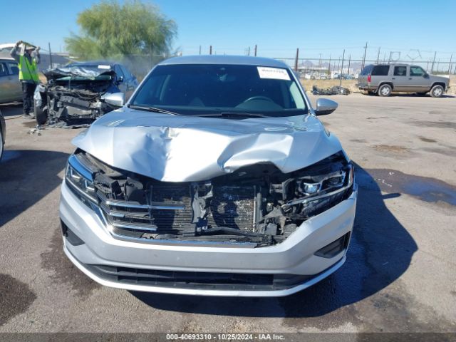 1VWSA7A33LC023196 Volkswagen Passat 2.0t Se