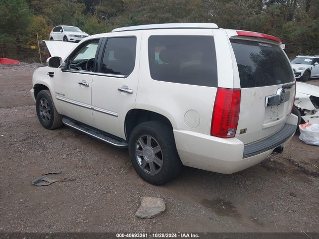 2008 CADILLAC ESCALADE 1GYEC63828R217097 Photo 2
