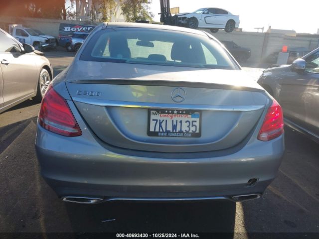 55SWF4JBXFU052468 Mercedes-Benz C 300 Luxury/sport
