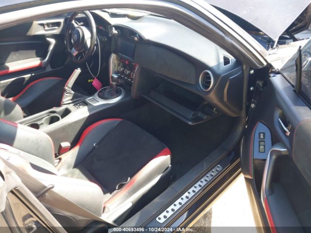JF1ZNAE15L8753499 Toyota 86 GT