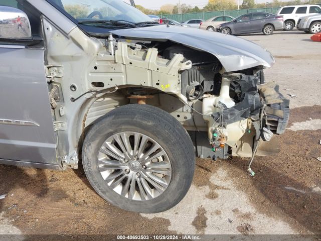 2C4RC1CG4FR513408 Chrysler Town & Country Touring-l