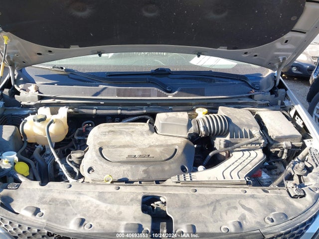 2C4RC1DG0MR532906 Chrysler Voyager Lxi