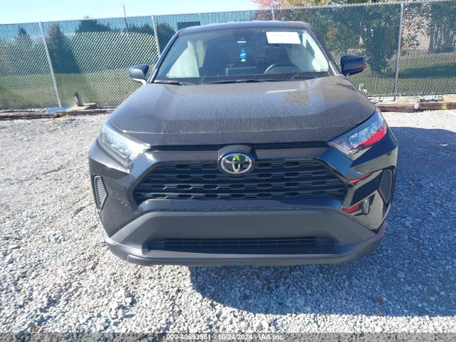 Toyota RAV4 LE 2022 2T3H1RFV5NC193175 Image 12