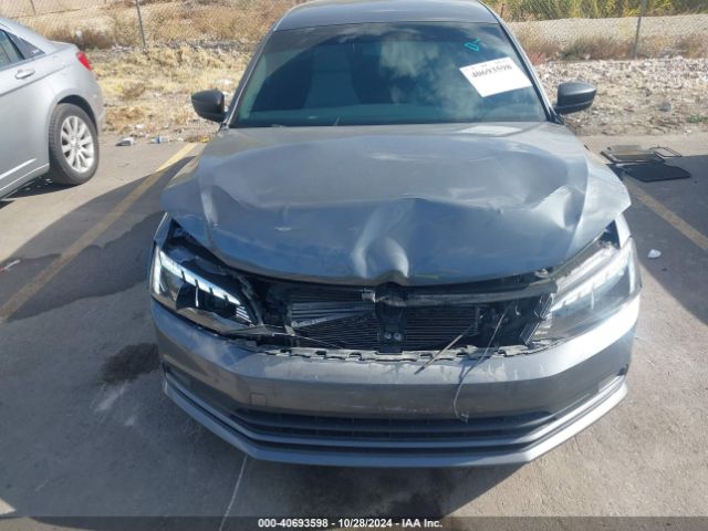 3VWD17AJ6GM404925 Volkswagen Jetta 1.8t Sport