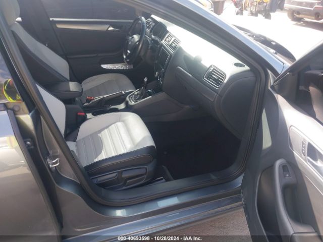 3VWD17AJ6GM404925 Volkswagen Jetta 1.8t Sport