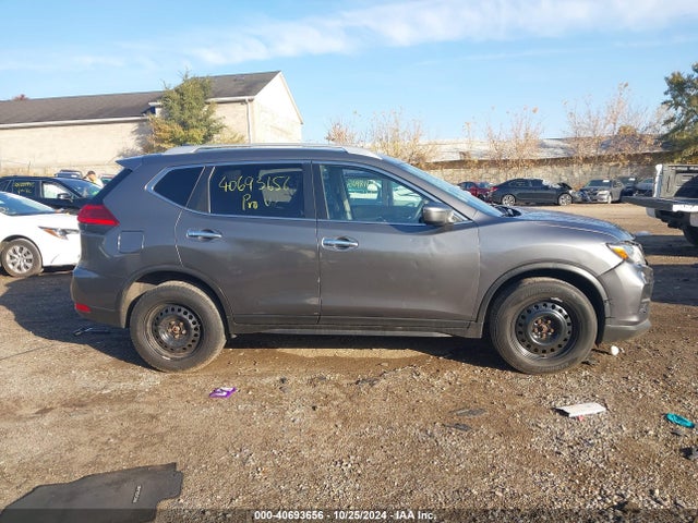 Nissan ROGUE S 2017 JN8AT2MV7HW256629 Image 13