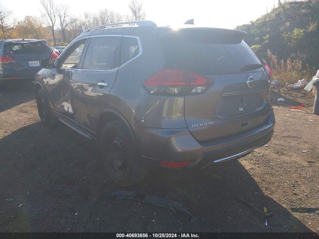 Nissan ROGUE S 2017 JN8AT2MV7HW256629 Image 3