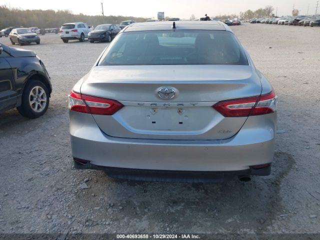4T1B11HK0JU095408 Toyota CAMRY XLE
