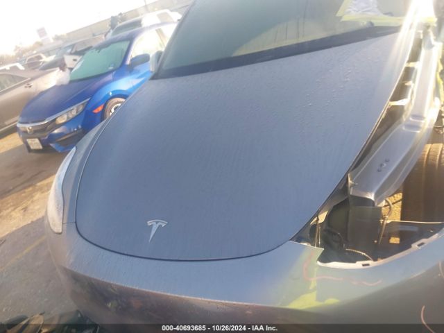7SAYGDED6RA301369 Tesla Model Y