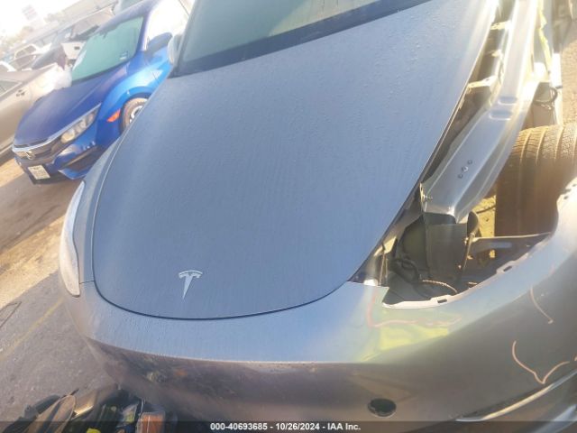 7SAYGDED6RA301369 Tesla Model Y