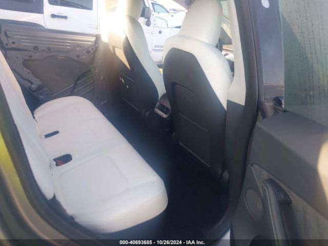 7SAYGDED6RA301369 Tesla Model Y
