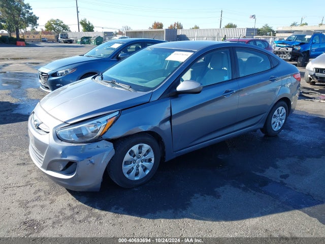 Hyundai ACCENT SE 2017 KMHCT4AE7HU299573 Image 2