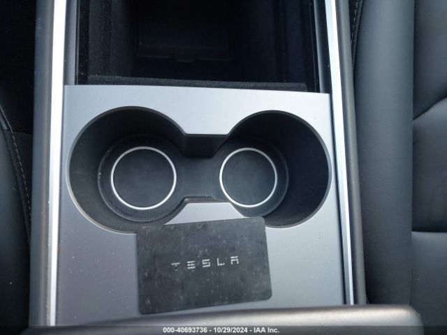 2022 TESLA MODEL 3 5YJ3E1EA0NF147742 Photo 10