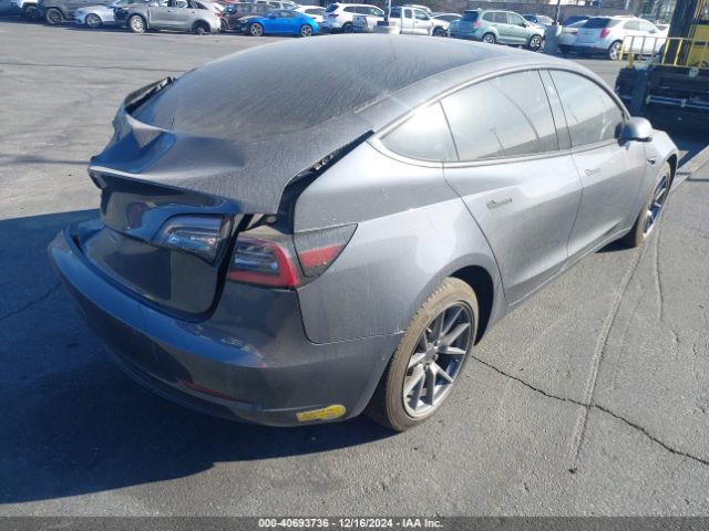 2022 TESLA MODEL 3 5YJ3E1EA0NF147742 Photo 3