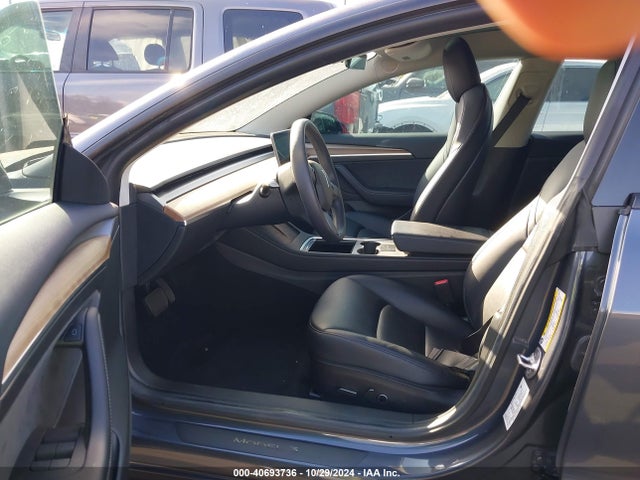 2022 TESLA MODEL 3 5YJ3E1EA0NF147742 Photo 4