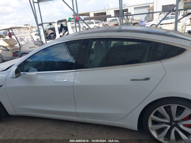 5YJ3E1EB4JF074555 Tesla Model 3 Long Range/performance