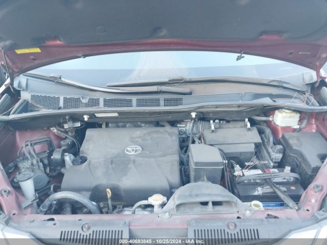 5TDYK3DC2FS566184 Toyota Sienna Xle 8 Passenger