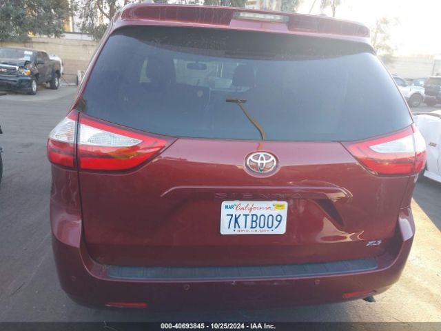 5TDYK3DC2FS566184 Toyota Sienna Xle 8 Passenger