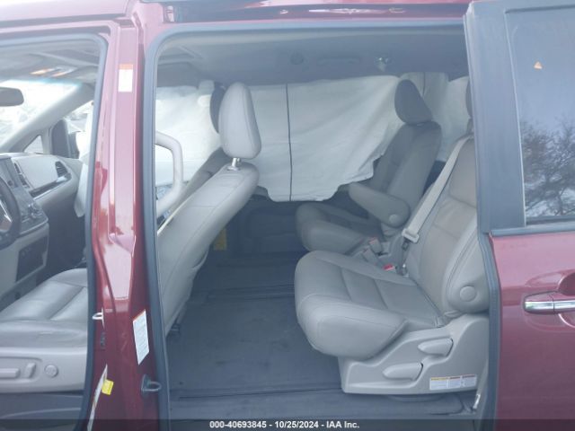 5TDYK3DC2FS566184 Toyota Sienna Xle 8 Passenger