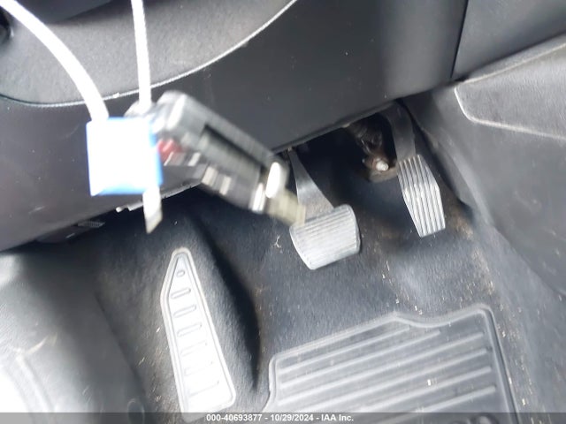 ZACCJABT3FPB85817 Jeep Renegade Latitude
