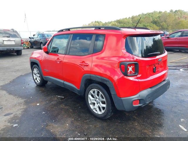 ZACCJABT3FPB85817 Jeep Renegade Latitude