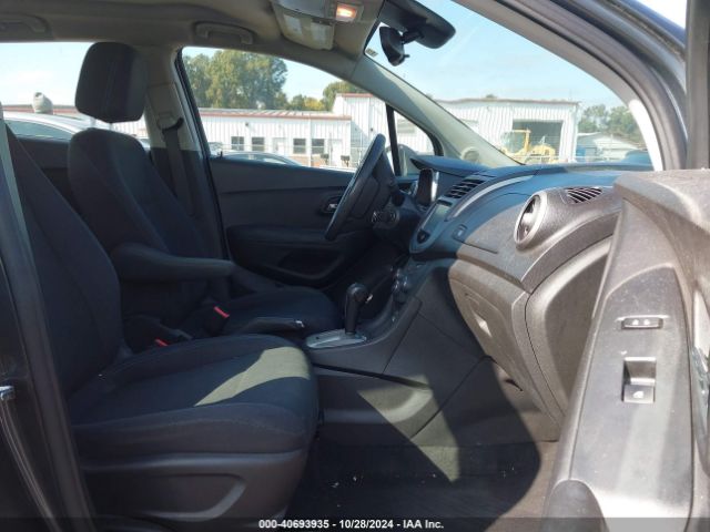 3GNCJKSB8GL231060 Chevrolet Trax 1ls