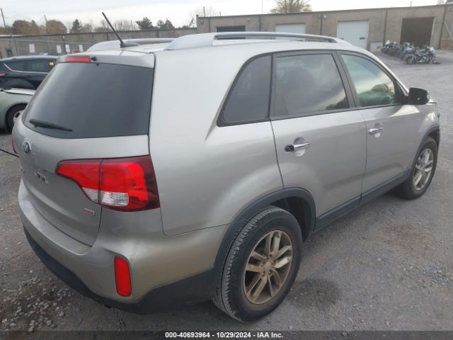 5XYKTCA68EG523465 KIA SORENTO LX