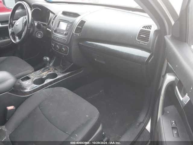 5XYKTCA68EG523465 KIA SORENTO LX
