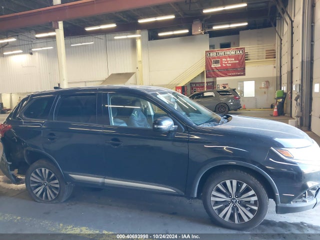 Mitsubishi Outlander Se 2019 JA4AZ3A36KZ043321 Image 14