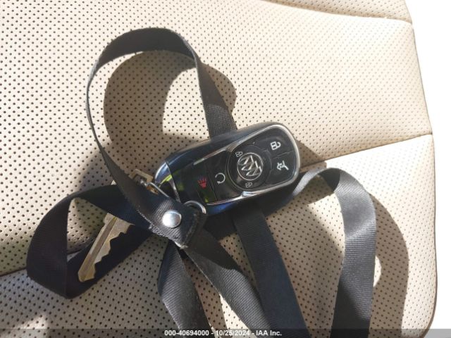 40694000 :رقم المزاد ، LRBFX3SX4JD004563 vin ، 2018 Buick Envision Premium I مزاد بيع
