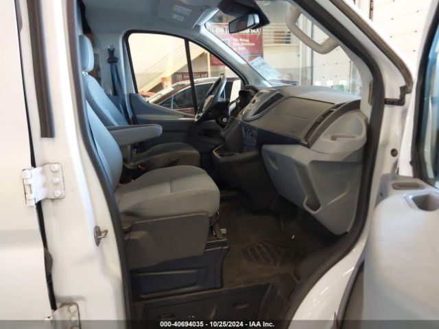 1FTYR1ZM7GKA39090 Ford Transit-250