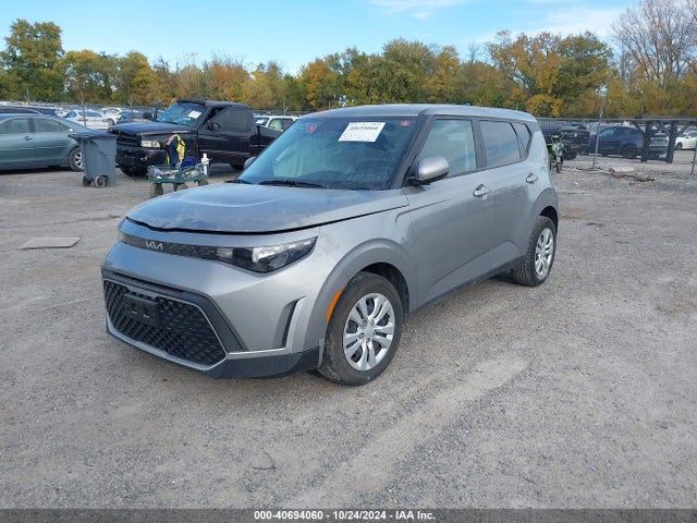 KIA SOUL LX 2023 KNDJ23AU1P7875901 Image 2
