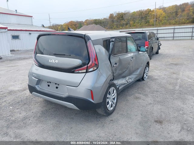 KIA SOUL LX 2023 KNDJ23AU1P7875901 Image 4