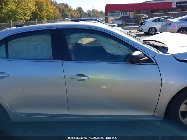 Chevrolet MALIBU LS 2015 1G11B5SL2FF242614 Image 13