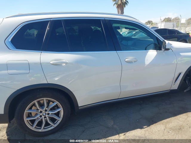5UXCR4C06M9H05572 BMW X5 Sdrive40i