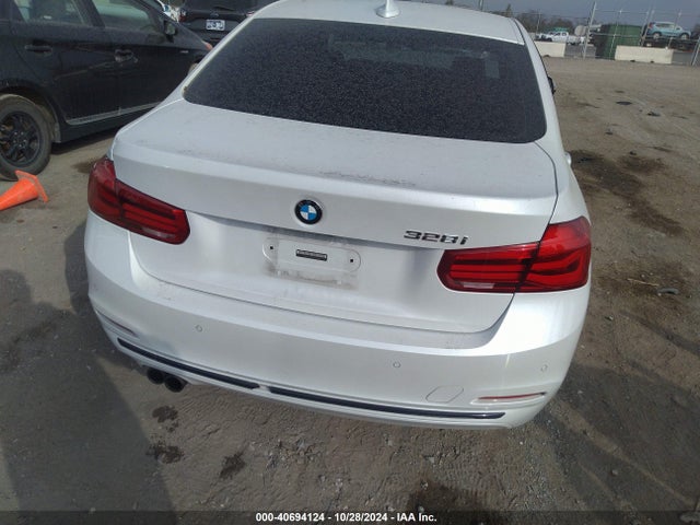 BMW 328I 2016 WBA8E9G51GNT87386 Image 16