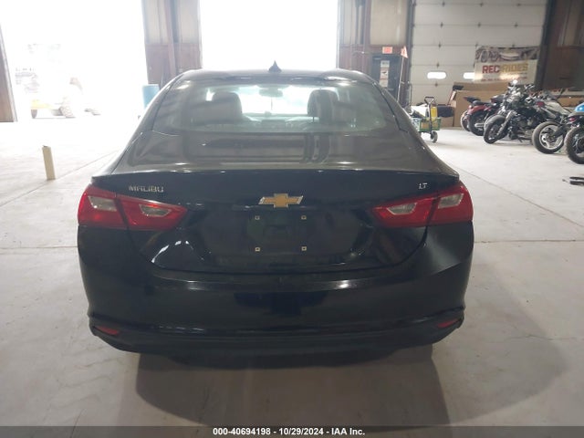 Chevrolet MALIBU LT 2018 1G1ZD5ST4JF288998 Image 16