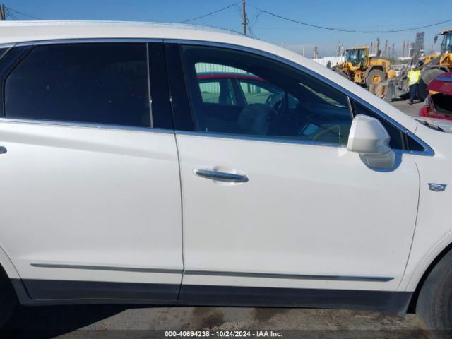 1GYKNBRSXHZ278125 Cadillac XT5 LUXURY