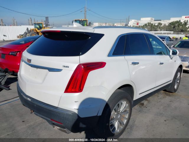 1GYKNBRSXHZ278125 Cadillac XT5 LUXURY