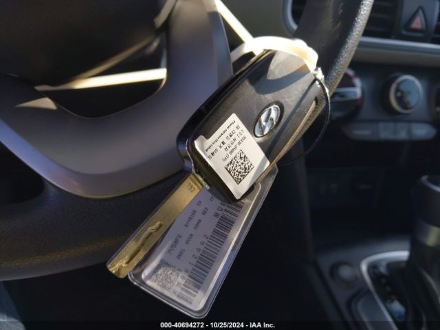 KM8K12AA2MU666795 Hyundai Kona Se