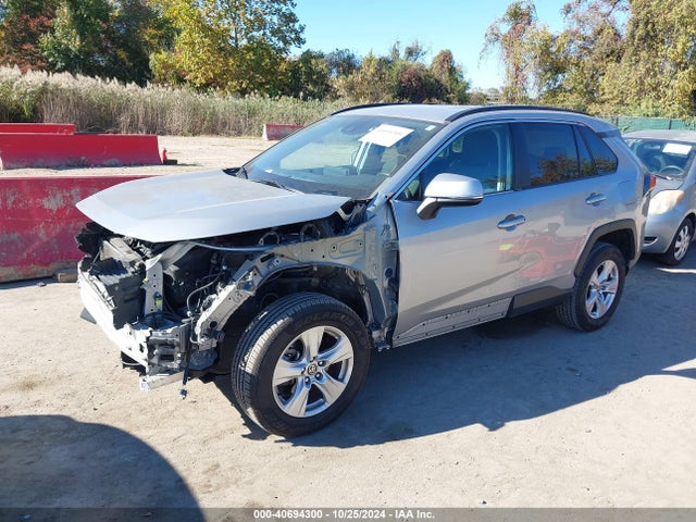 Toyota Rav4 Xle 2021 2T3W1RFV1MW150571 Image 2