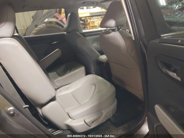 5TDKDRBH3RS529165 Toyota Highlander Xle