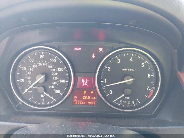 BMW X1 Xdrive28i 2014 WBAVL1C5XEVY15176 Image 7