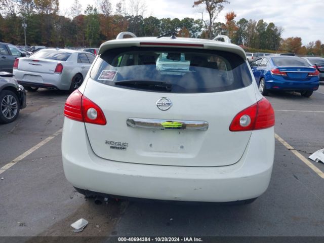 JN8AS5MT2FW650572 Nissan Rogue Select S